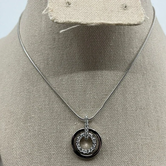 Swarovski Crystal Necklace 14-16" Adjustable with Original Box & Certificate - Picture 5 of 16